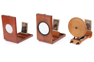 Lot 734 - Collection of 3 Photo/ Carte de Visite Viewers
