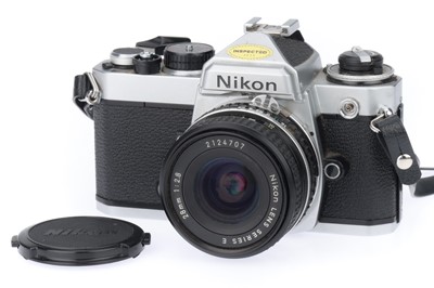 Lot 89 - A Nikon FE 35mm SLR Camera