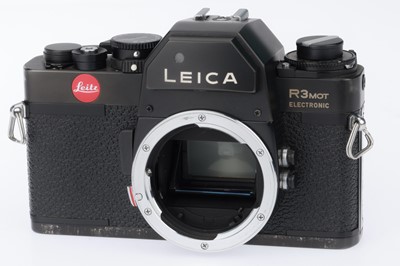 Lot 34 - A Leica R3 MOT Electronic SLR Camera Body