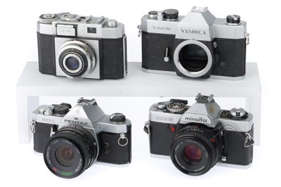 Lot 401 - A Group of 35mm Cameras