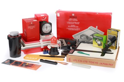 Lot 666 - A Good Selection of Darkroom Equipment