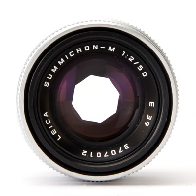 Lot 28 - A Leitz Summicron-M f/2 50mm Lens
