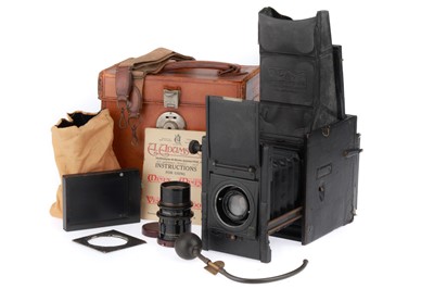 Lot 423 - An Adams & Co. Minex De Luxe Model Reflex Camera