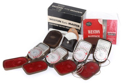 Lot 352 - A Group of Weston Master V Exposure Meters
