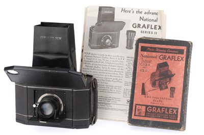 Lot 190 - A National Graflex Series II Roll Film Camera