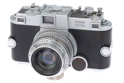 Lot 109 - A Kodak Ektra 35mm Rangefinder Camera