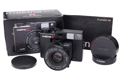 Lot 332 - A Plaubel Makina 67 Medium Format Rangefinder Camera