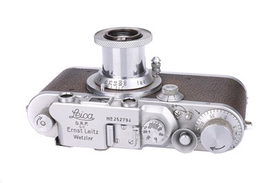 Lot 4 - A Leica IIIa 'Tiranty Paris' Rangefinder Camera