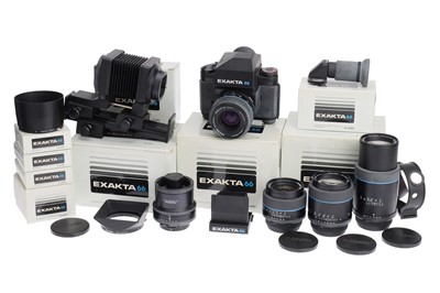 Lot 317 - An Exakta 66 Mod II Medium Format Camera Outfit