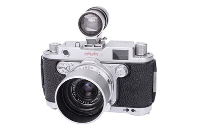 Lot 199 - A Berning Robot Royal 36 Mod. III Rangefinder Camera