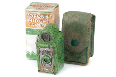 Lot 184 - A Coronet Midget Sub-Miniature Camera