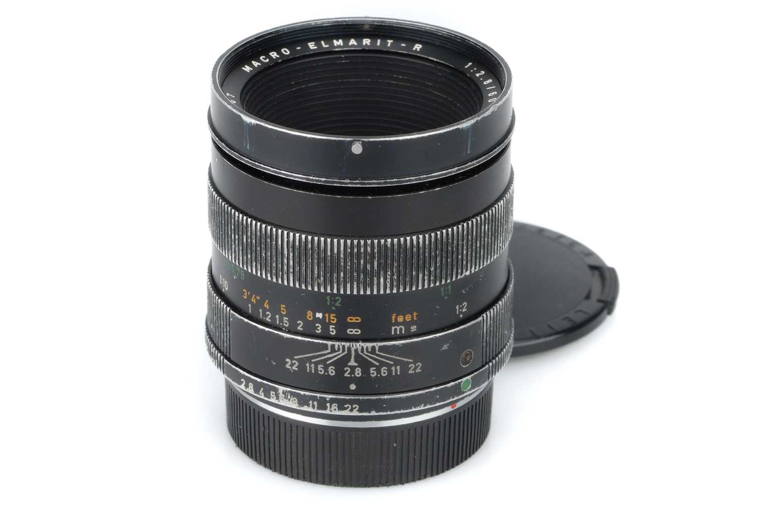 Lot 15 - A Leitz-Wetzlar f/2.8 60mm Macro-Elmarit-R Lens