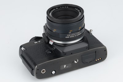 Lot 12 - A Leica R7 35mm SLR Camera