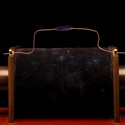 Lot 133 - A Large Induction Coil