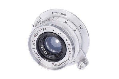 Lot 15 - A Leitz Summaron f/3.5 35mm Lens