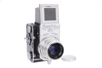 Lot 316 - An Ihagee Exakta 66 Vertical Camera