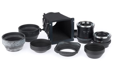 Lot 363 - A Selection of Mamiya RZ67 Accessories