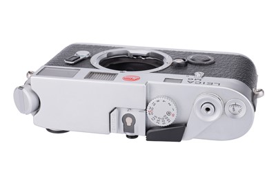 Lot 32 - A Leica M6 Rangefinder Camera Body