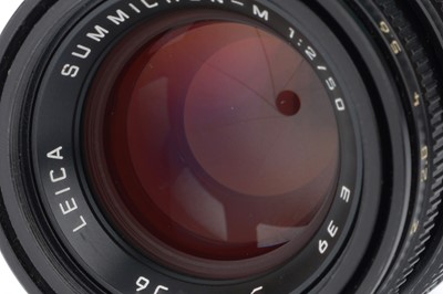 Lot 8 - A Leica Summicron-M f/2 50mm Lens