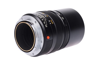 Lot 9 - A Leica Elmarit-M f/2.8 90mm Lens