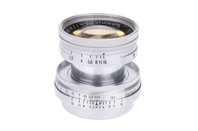 Lot 17 - A Leitz Summicron 'Thorium' f/2 50mm Lens