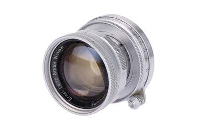 Lot 17 - A Leitz Summicron 'Thorium' f/2 50mm Lens