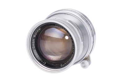 Lot 17 - A Leitz Summicron 'Thorium' f/2 50mm Lens