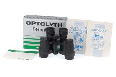 Lot 441 - An Optolyth Alpin 8x30 Ceralyn Plus Binoculars