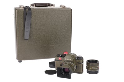 Lot 6 - A Leica R3 Electronic 'Safari' Outfit