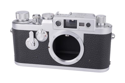 Lot 11 - A Leica IIIg Rangefinder Camera Body
