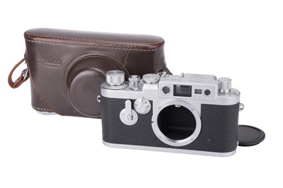 Lot 11 - A Leica IIIg Rangefinder Camera Body