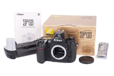 Lot 159 - A Nikon F6 SLR Camera Body
