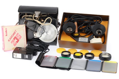 Lot 343 - A Group of Flash Accessories