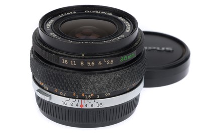 Lot 266 - An Olympus Zuiko Auto-W f/2.8 35mm Lens