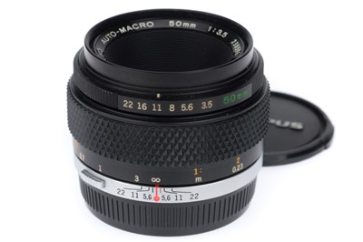 Lot 267 - An Olympus Zuiko Auto-Macro f/3.5 50mm Lens