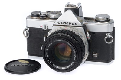 Lot 121 - An Olympus OM-1N 35mm SLR Camera