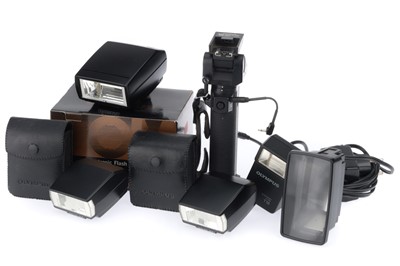 Lot 131 - A Selection of Olympus Flash Accessories