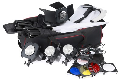 Lot 376 - A Studio Lighting Outfit