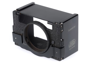 Lot 28 - A Leitz Leica SOOPD Summitar Collapsible Hood Black