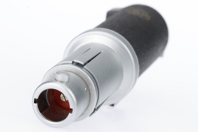 Lot 24 - A Leitz Leica CEYOO Flash Gun & Cord M2 / M3 Sync Cable SKA368I