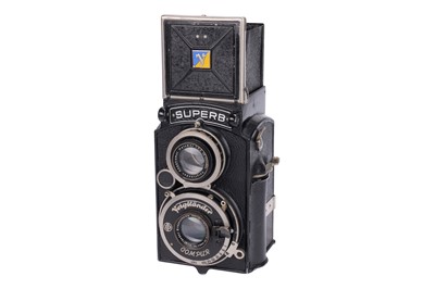 Lot 351 - A Voigtlander Superb Medium Format TLR Camera