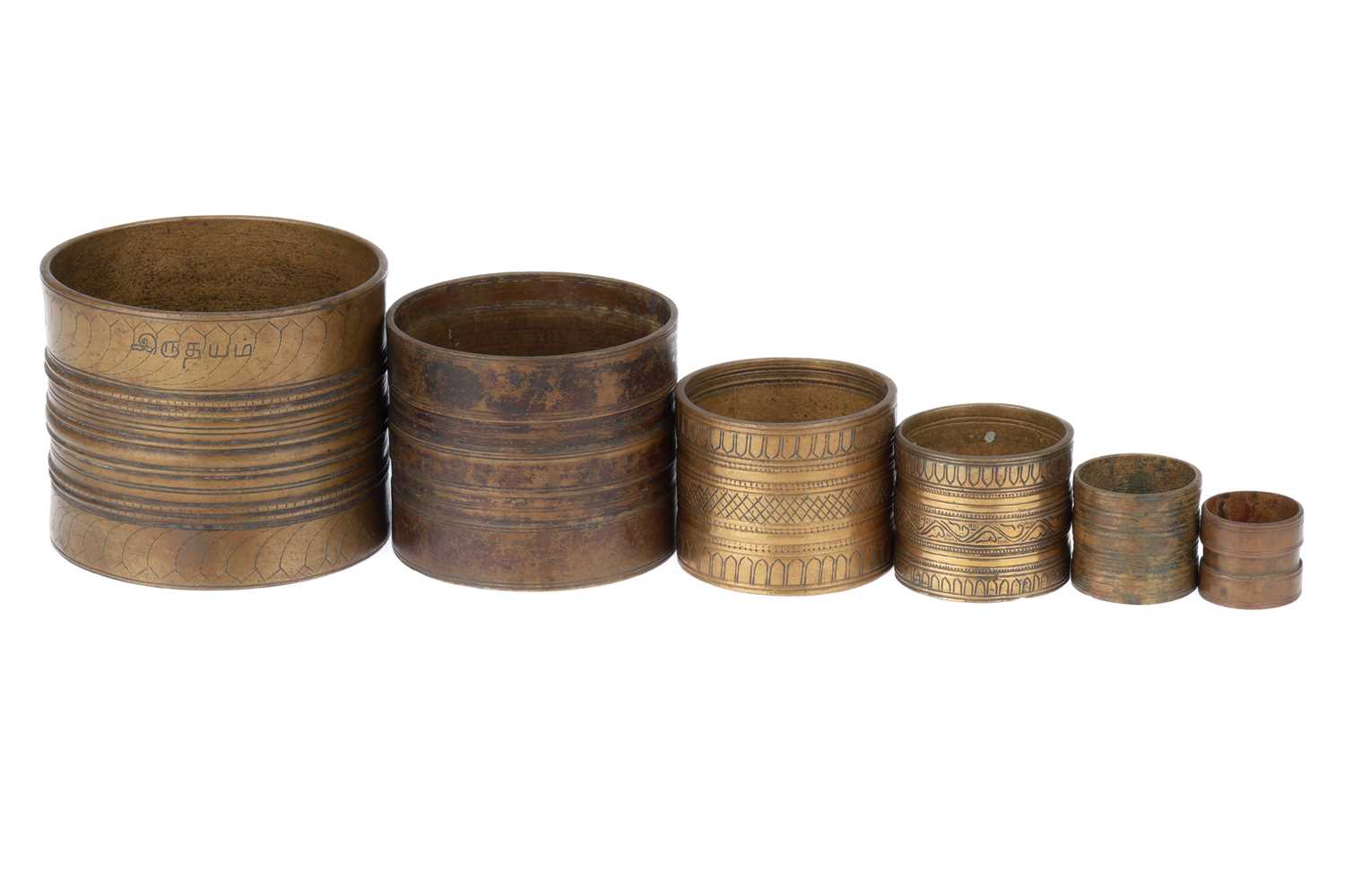 Lot 276 - A Tamil Bronze Capacity Measures