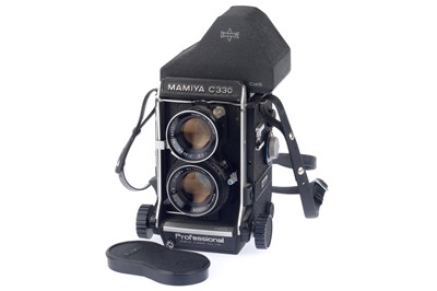 Lot 154 - A Mamiya C330 Professional TLR Camera