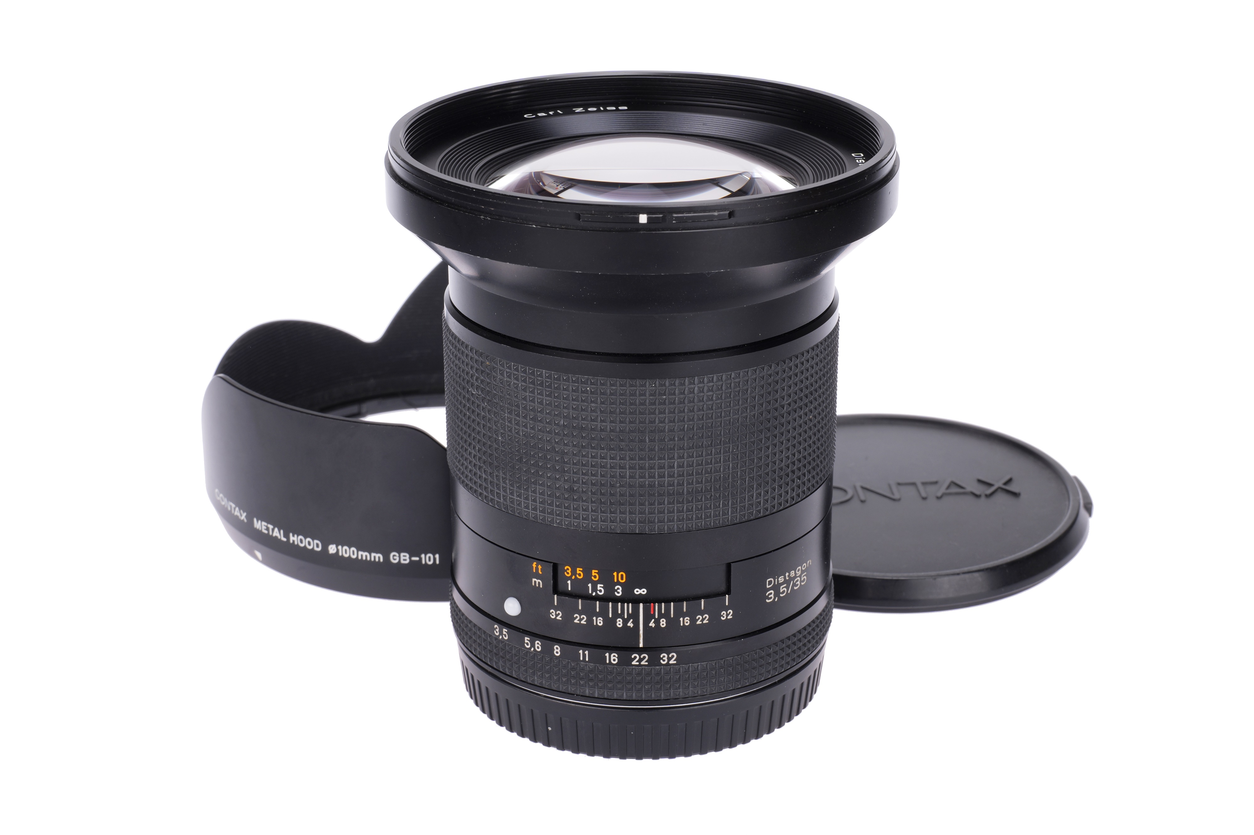 Lot 312 - A Carl Zeiss Distagon T* f/3.5 35mm Lens,