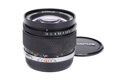 Lot 252 - An Olympus Zuiko Auto-W f/2 21mm Lens