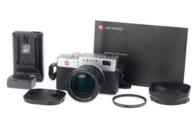 Lot 70 - A Leica Digilux 2 Digital Compact Camera