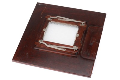 Lot 109 - A 12x12 Mahogany Reducing Camera Back