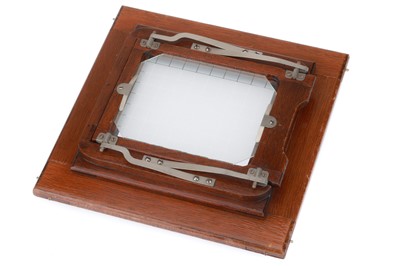 Lot 110 - A 9x9 inch Mahogany Reducing Camera Back