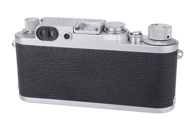Lot 9 - A Leica IIIf Rangefinder Camera