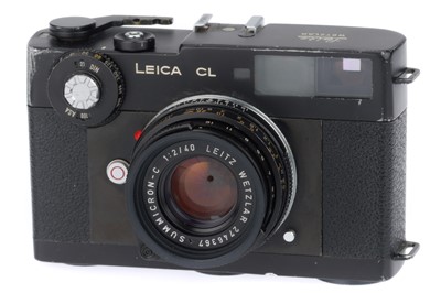 Lot 1 - A Leica CL Compact 35mm Camera